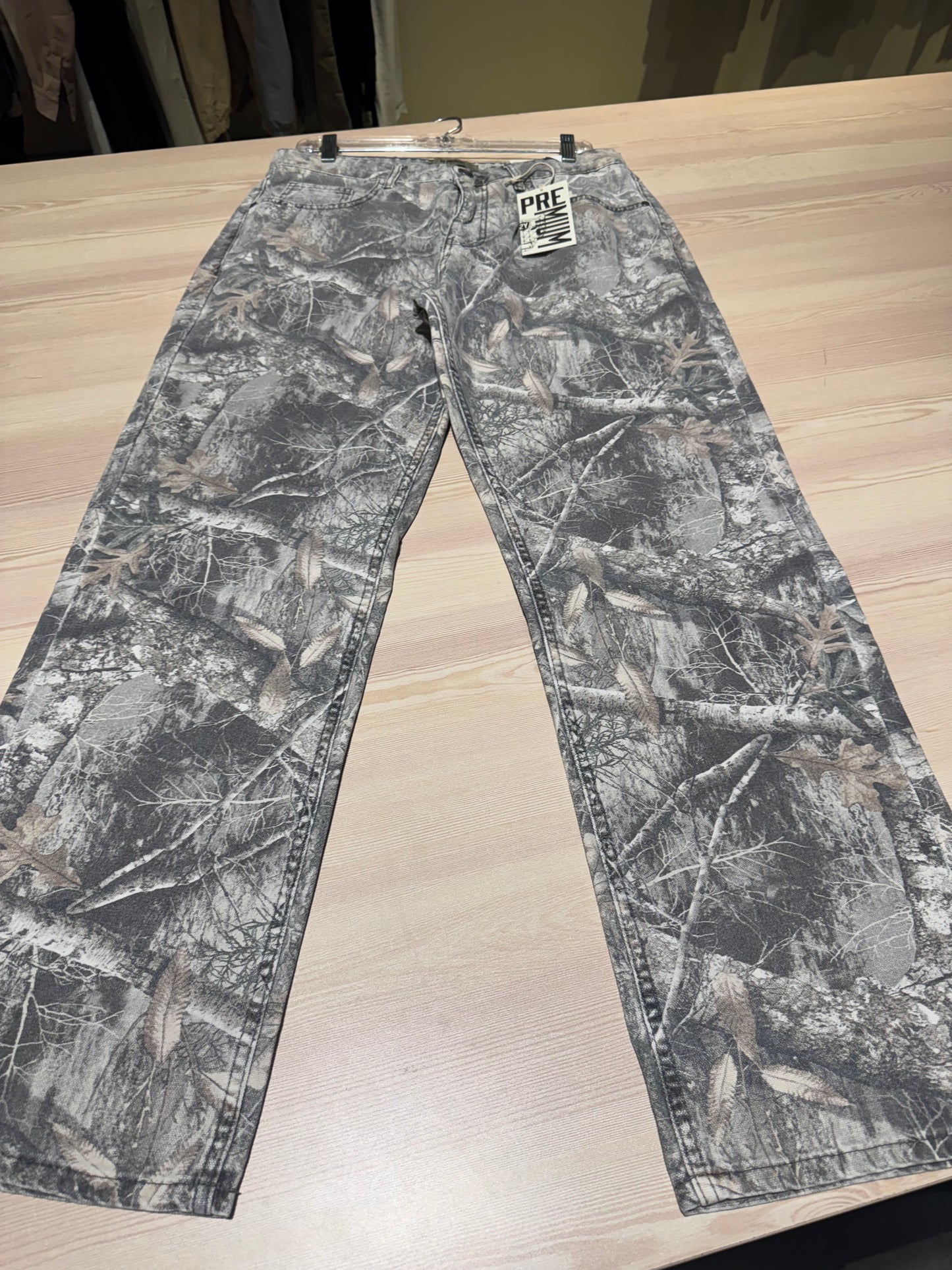 Camouflage straight pants
