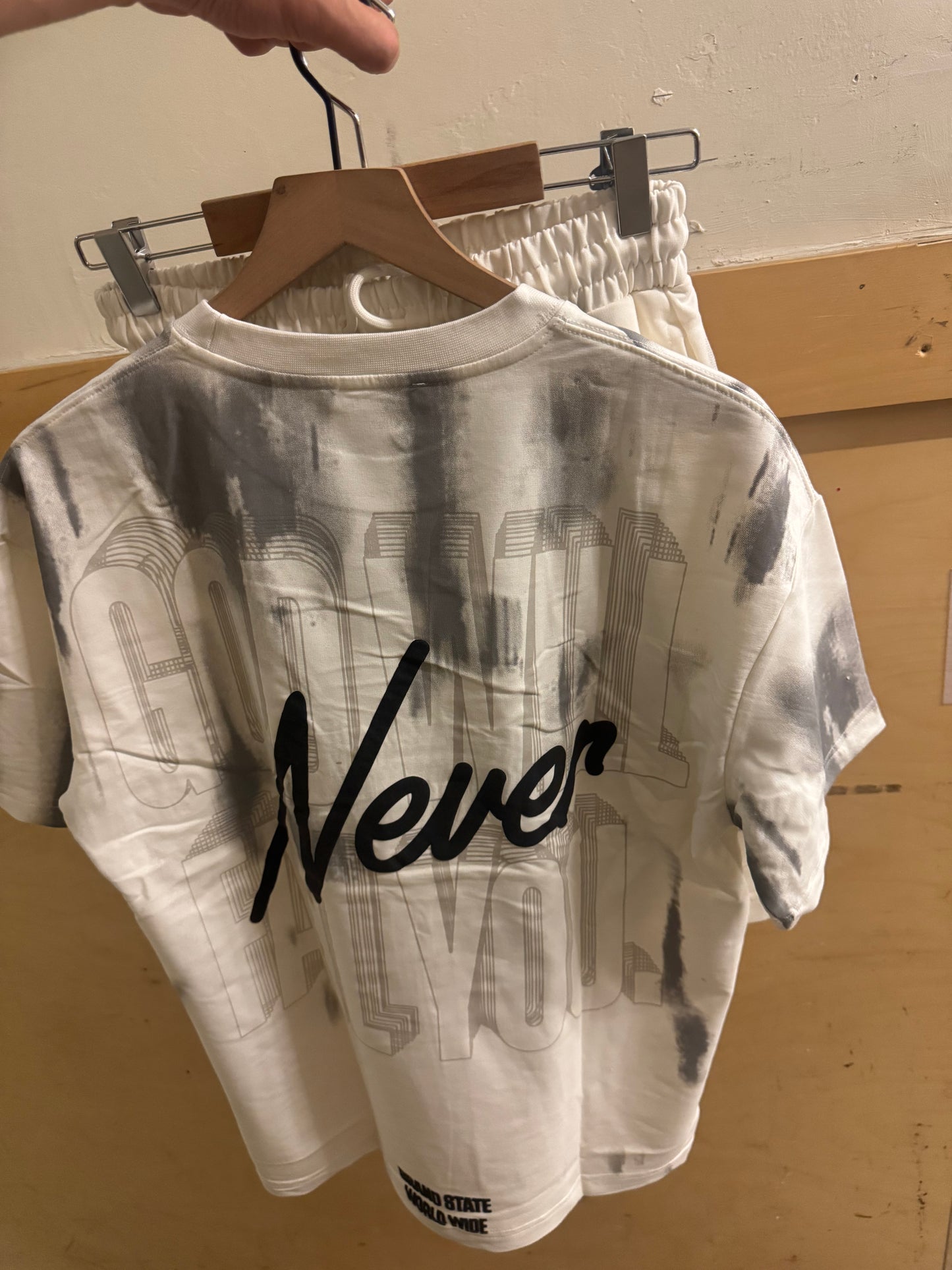 Never God will fall you sets