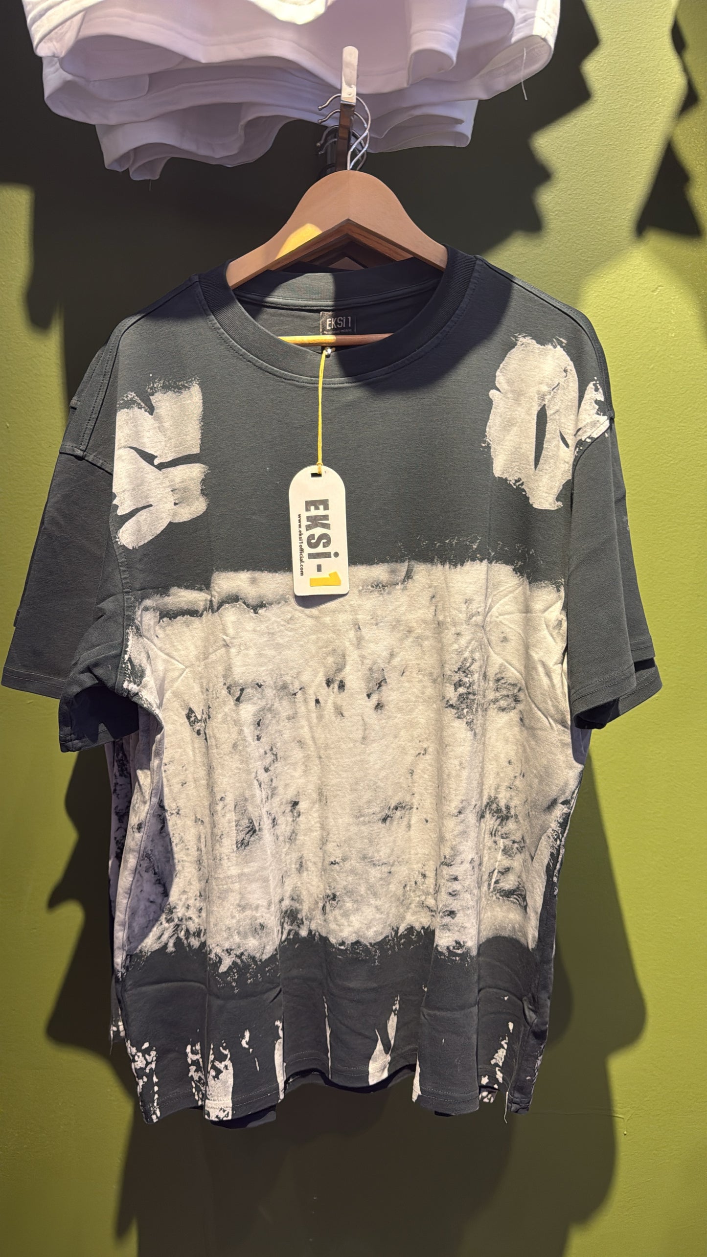 Acid washed T shirt