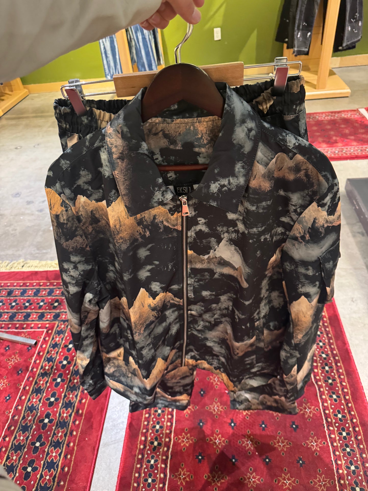 Eksi premium outfit