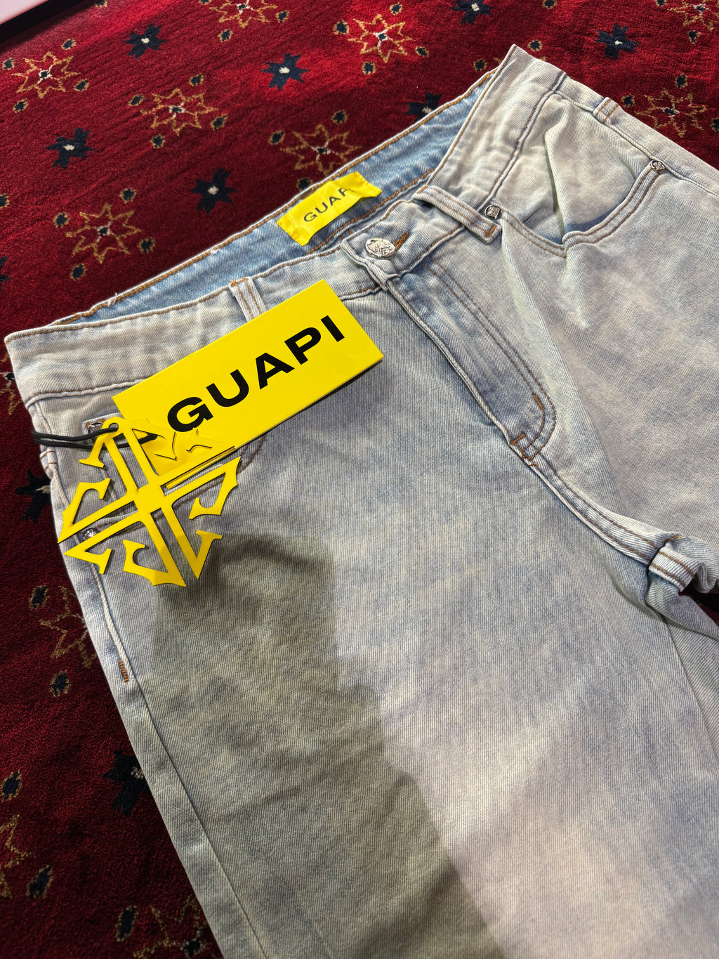 Guapi Flared Jeans