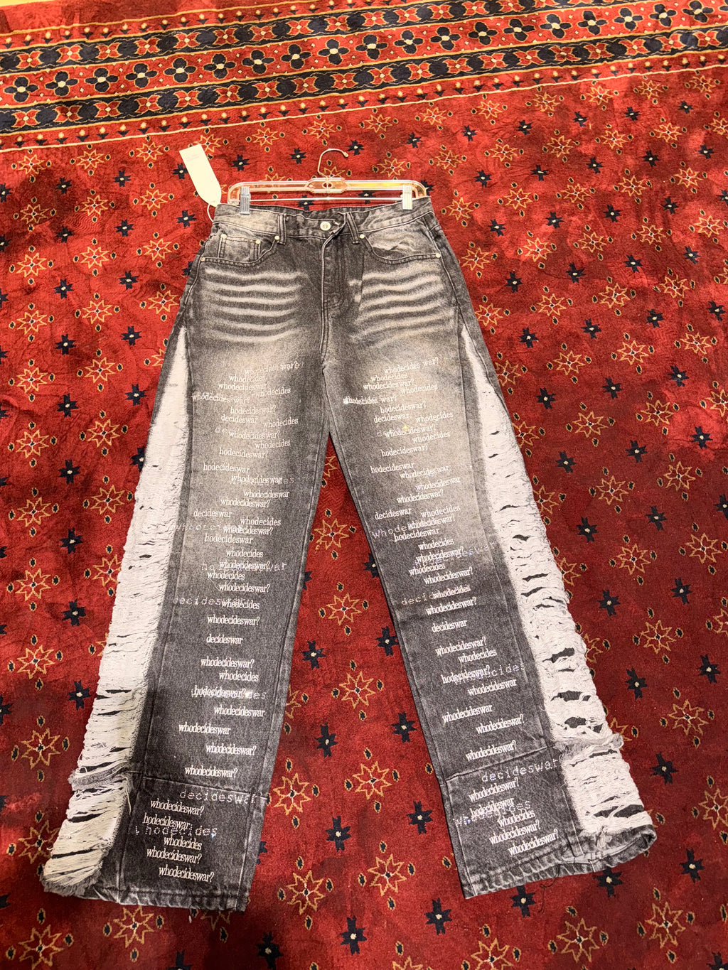 Who decides war Straight pants