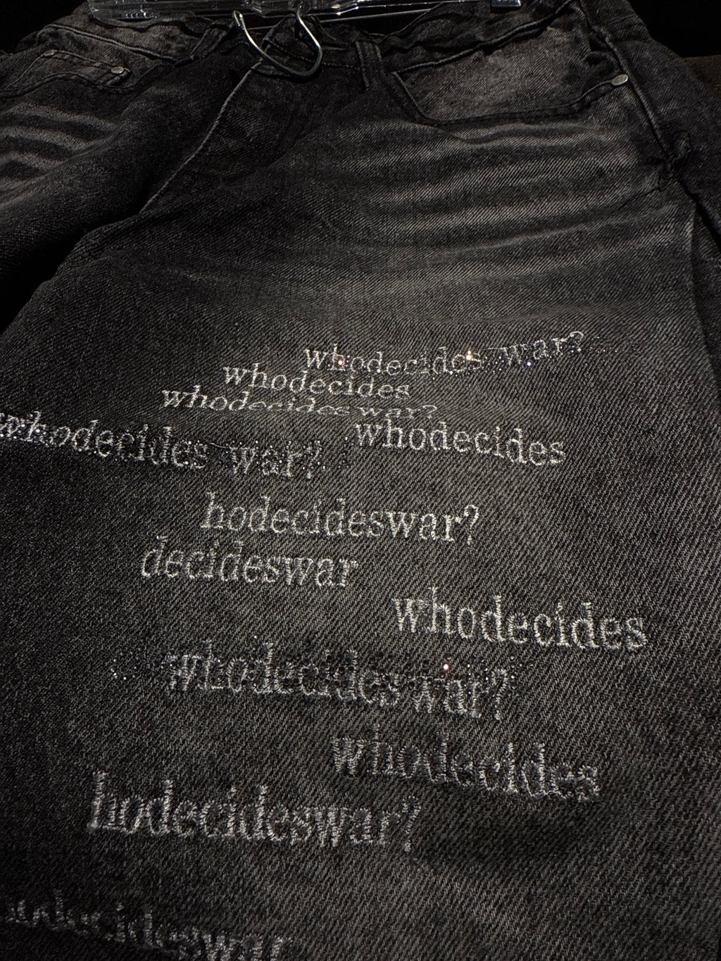 Who decides war Straight pants