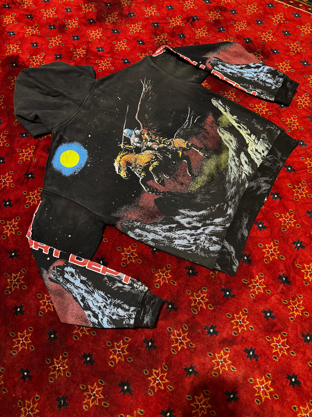 Red LOONEY TUNES ZIP UP Valley Dream