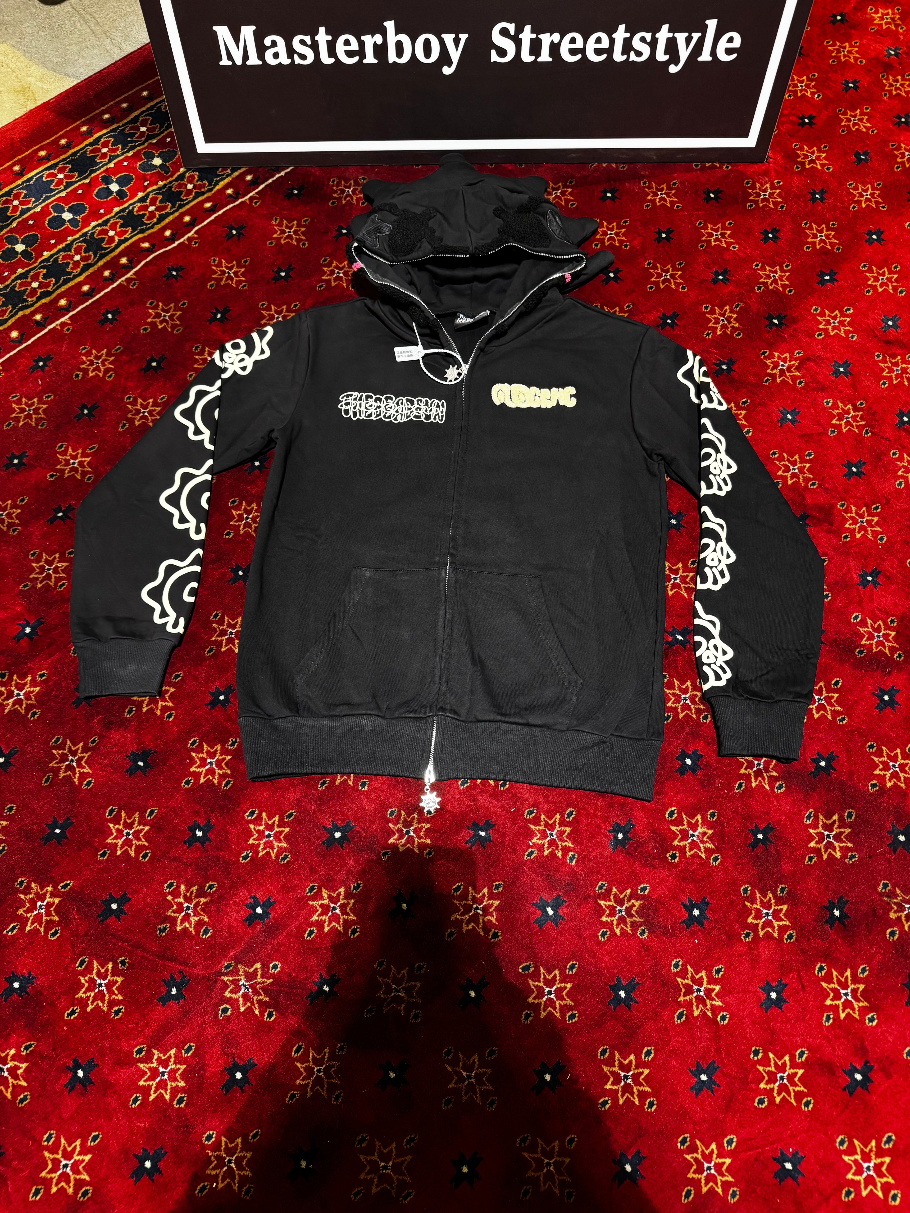 The GLORIOUS Ziper Hoodie
