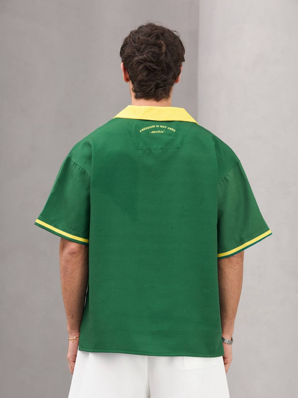 “Brazil Legacy Button-Up” streetstyle
