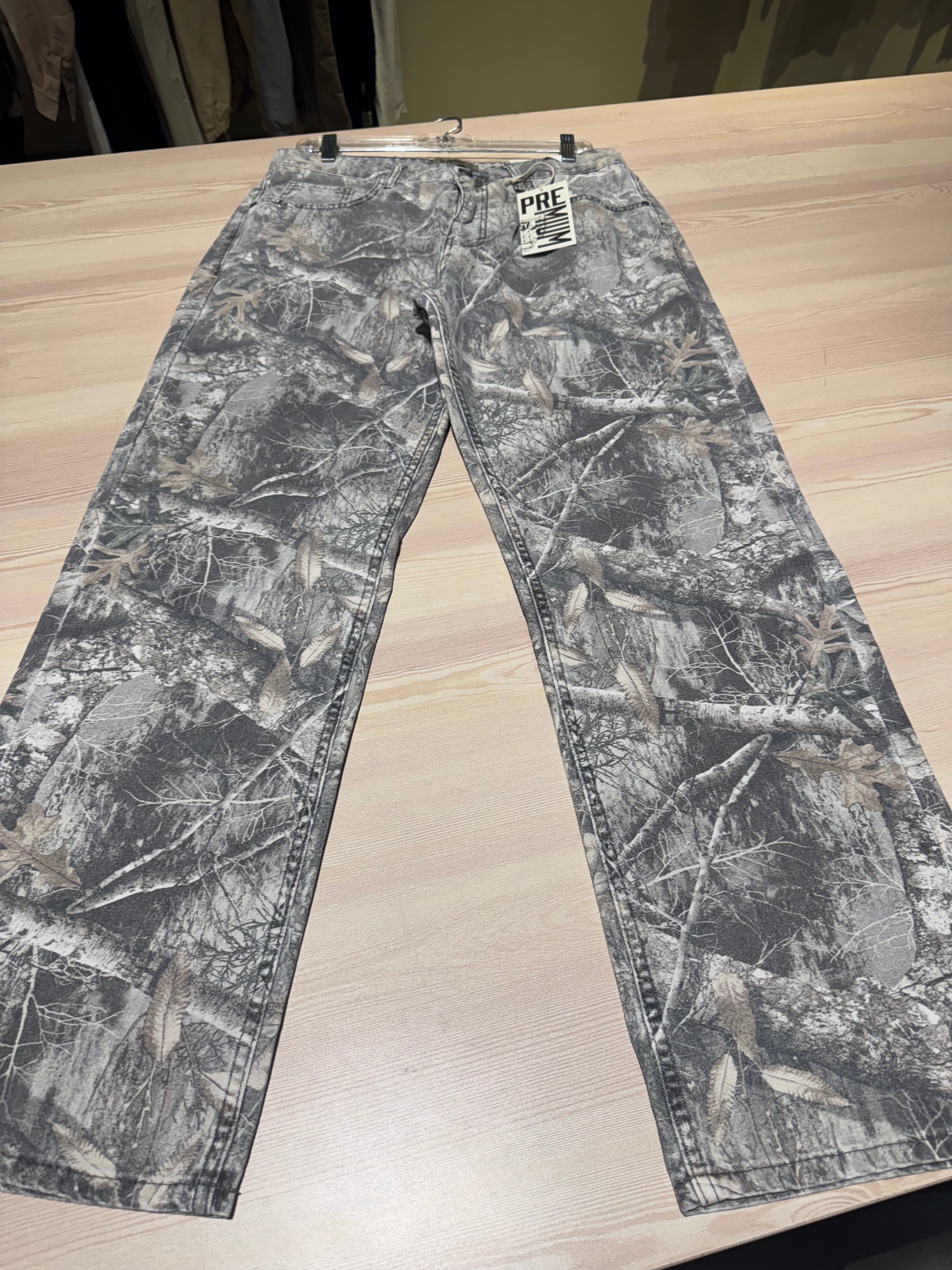 Camouflage straight pants