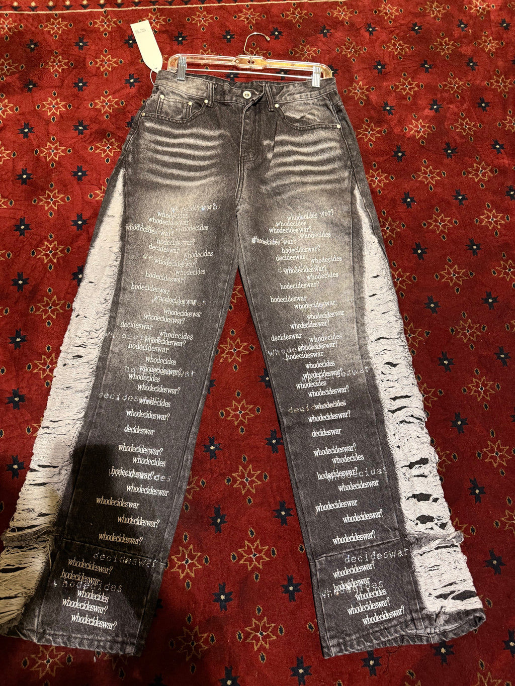 Who decides war Straight pants