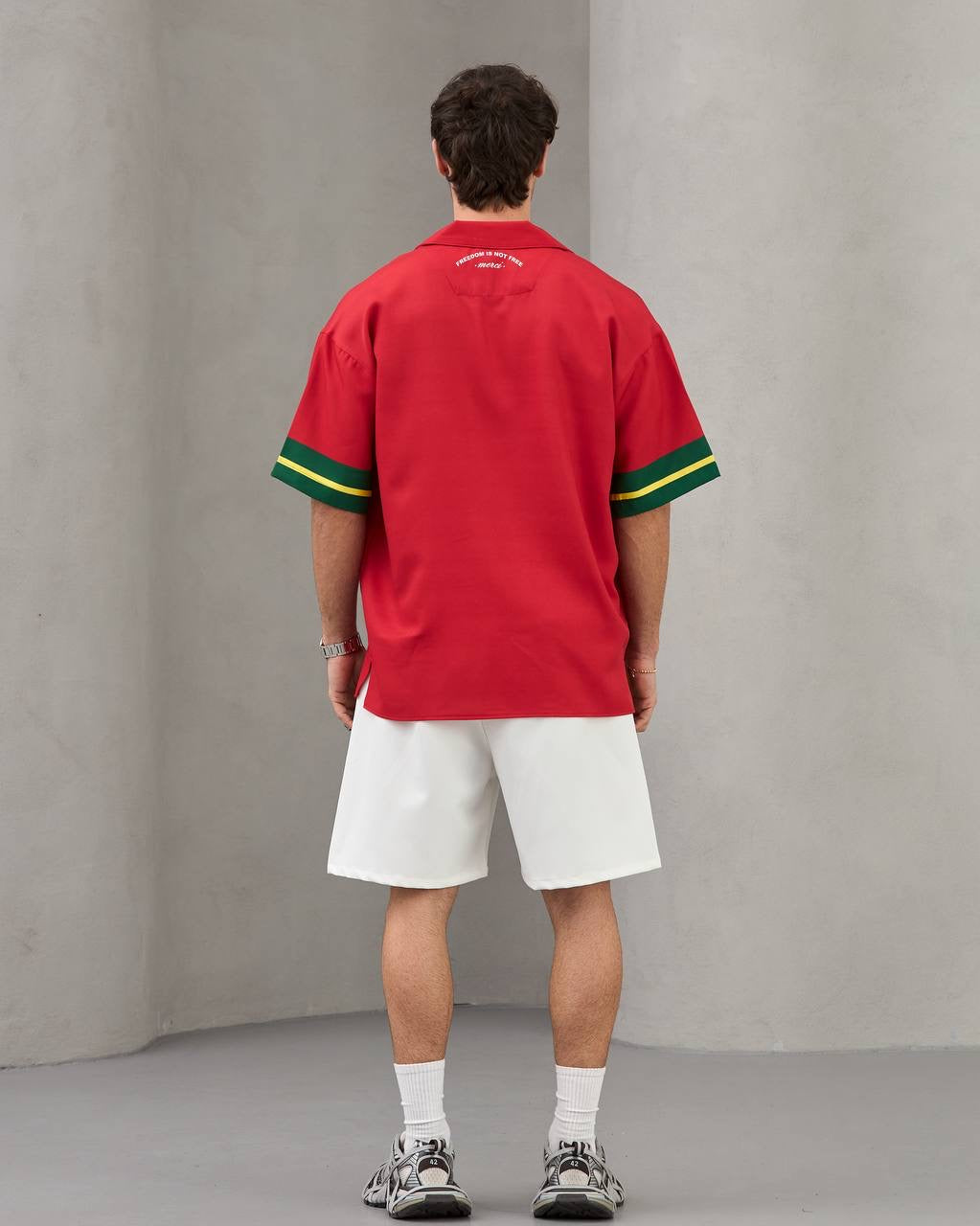 “Portuguese Legacy Button-Up” streetstyle