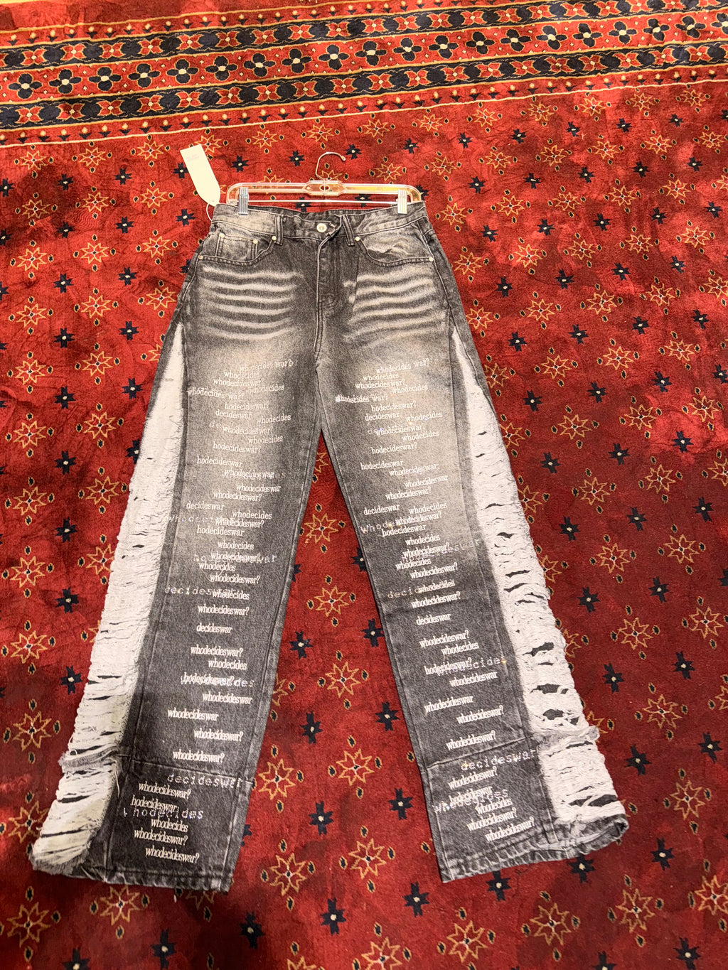Who decides war Straight pants