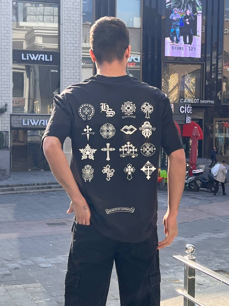 Hardstore cross T shirt