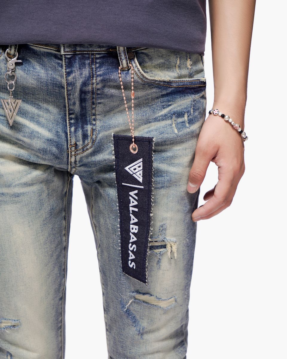 Valabasas Scimitar Dark Blue Wash