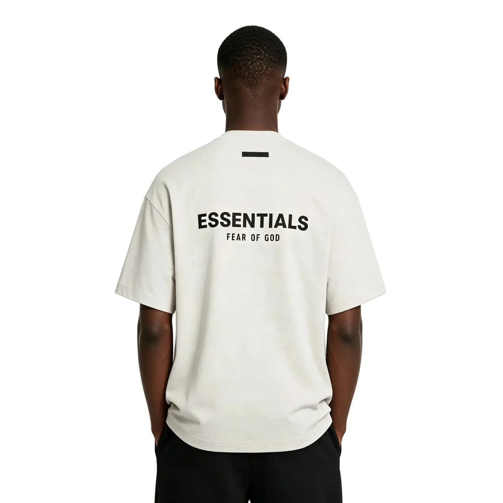 ESSENTIAL T-Shirt