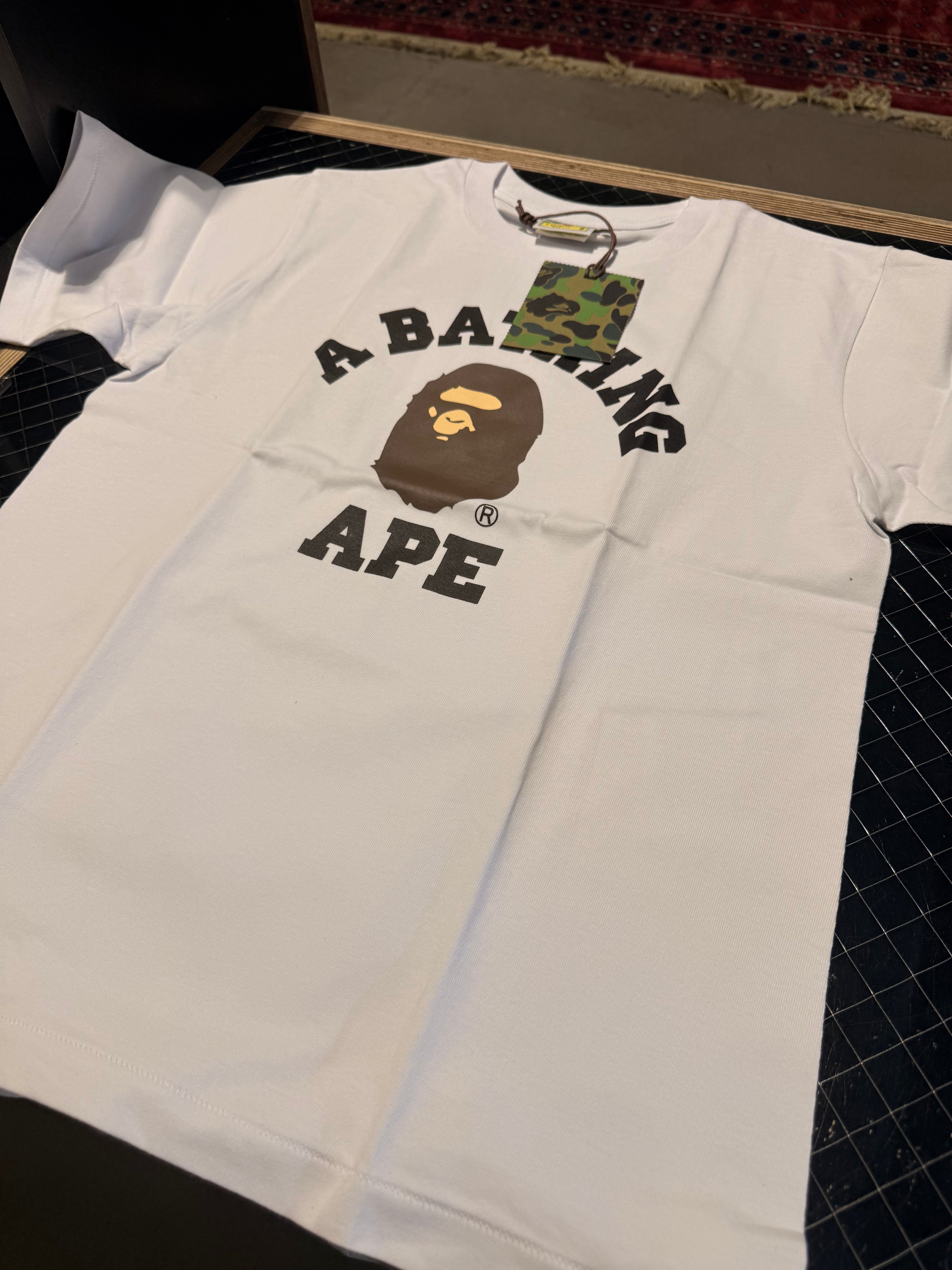 A BATHING APE T shirt