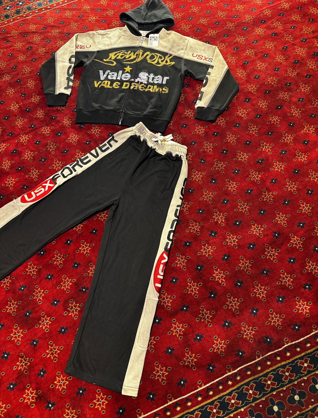 Valley Dreams Sweatsuit