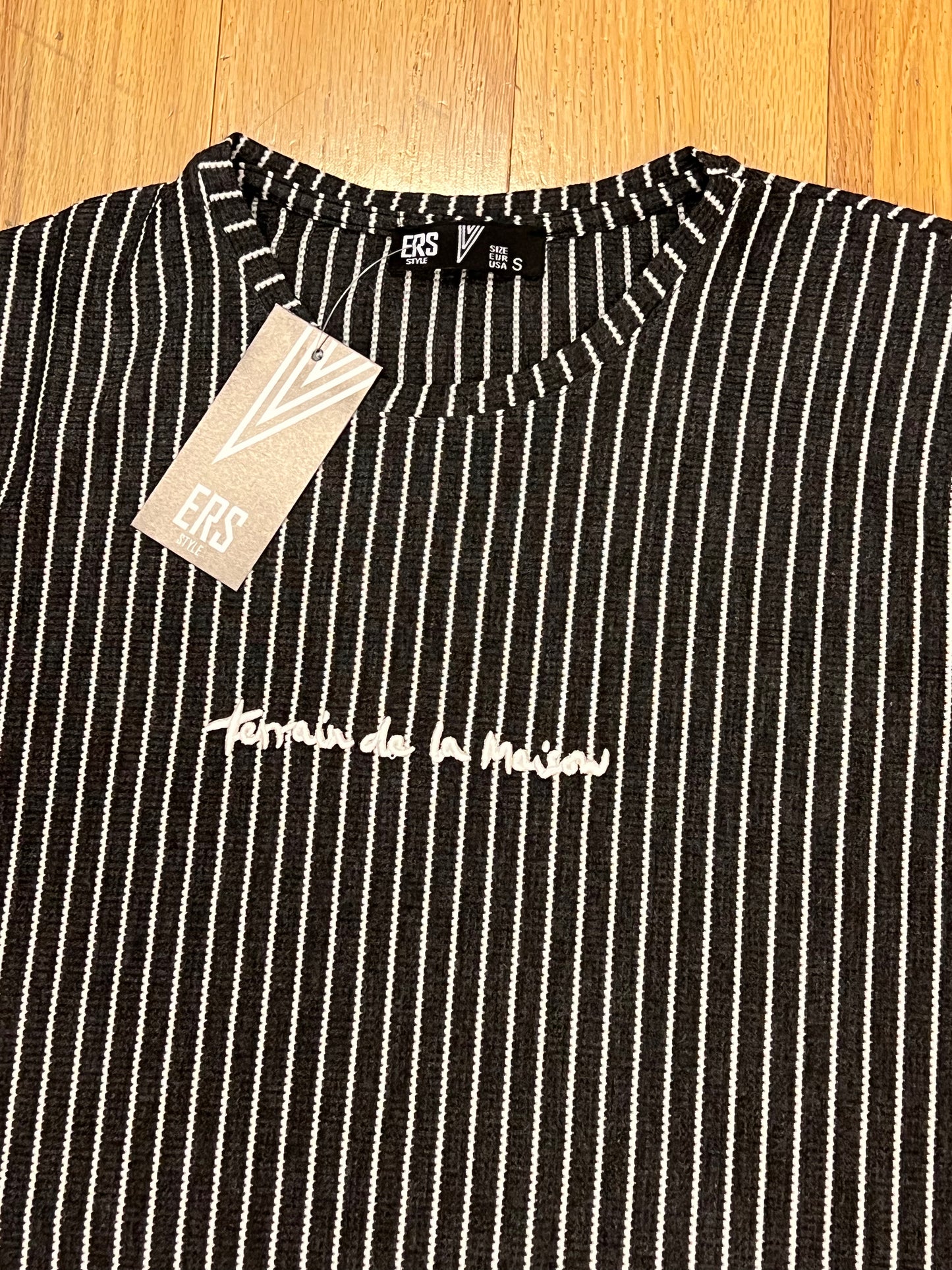 High quality Simple men shirt